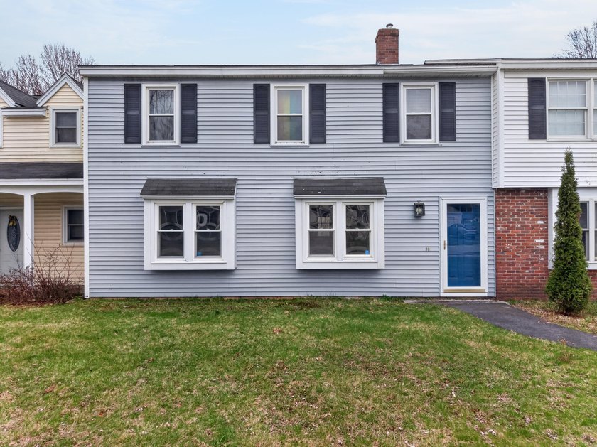 Looking for a quiet, simple, low-maintenance lifestyle? This - Beach Condo for sale in Saco, Maine on Beachhouse.com