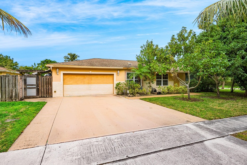 Welcome to a truly versatile Delray Beach property offering - Beach Home for sale in Delray Beach, Florida on Beachhouse.com