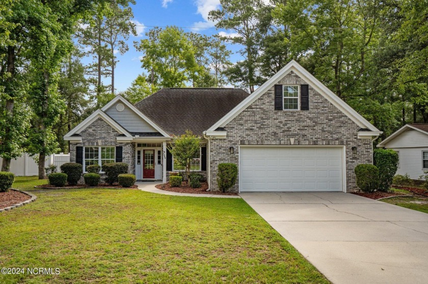 Custom built home located near the heart of downtown Calabash! - Beach Home for sale in Calabash, North Carolina on Beachhouse.com