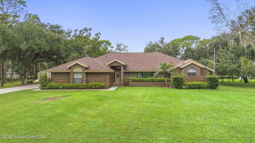 Welcome Home to Your Waterfront Oasis! This amazing 3-bedroom - Beach Home for sale in Titusville, Florida on Beachhouse.com