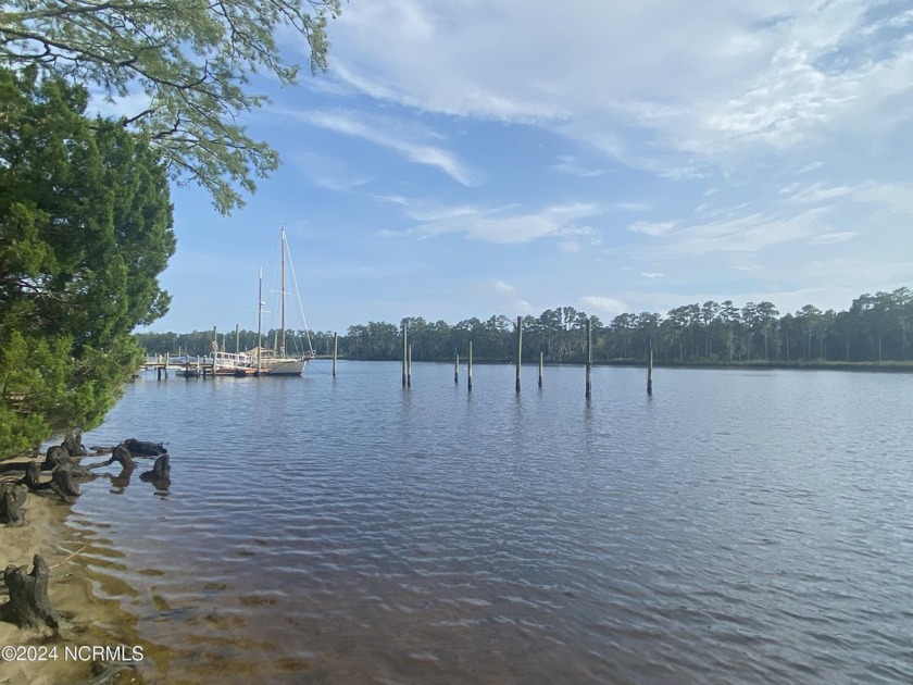 Waterfront Homesite. Located in the Gated Waterfront and Golf - Beach Lot for sale in New Bern, North Carolina on Beachhouse.com