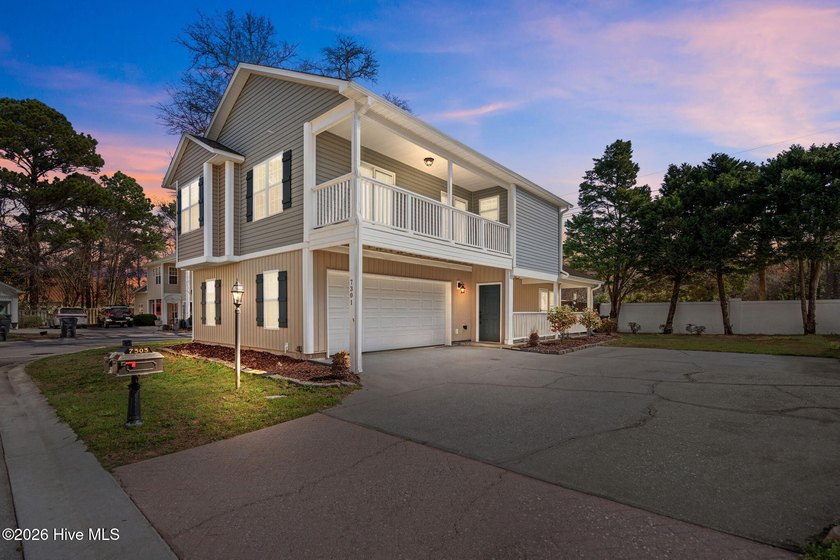 Tucked away in a cozy cul-de-sac in Cassimir Commons, this - Beach Home for sale in Wilmington, North Carolina on Beachhouse.com