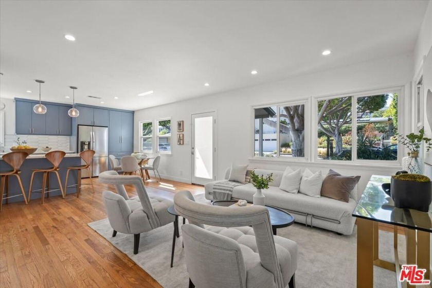 Experience modern luxury in the heart of Sunset Park, Santa - Beach Home for sale in Santa Monica, California on Beachhouse.com