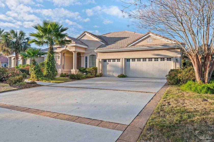 This Arthur Rutenberg-designed home in The Peninsula subdivision - Beach Home for sale in Gulf Shores, Alabama on Beachhouse.com
