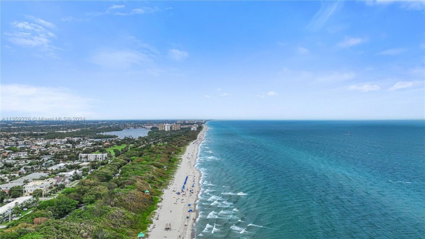 Ocean front penthouse. Luxurious, secluded & very private resort - Beach Condo for sale in Boca Raton, Florida on Beachhouse.com