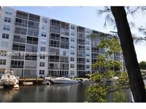 Beautiful and Spacious 2 bedroom 2 baths , North Miami Beach - Beach Condo for sale in North Miami Beach, Florida on Beachhouse.com