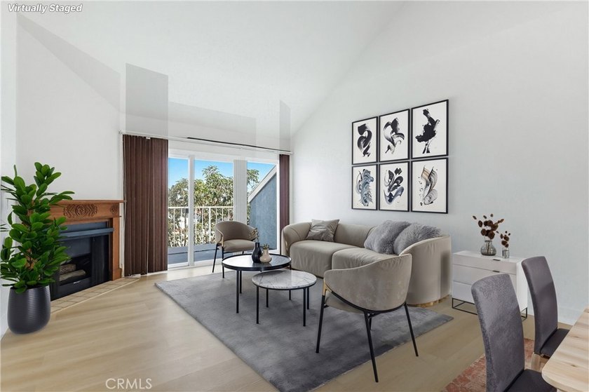 Just blocks from the beach, this beautifully remodeled top-floor - Beach Condo for sale in Long Beach, California on Beachhouse.com