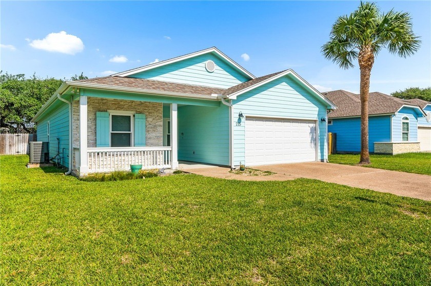 Welcome to your future oasis in Sea Oaks Village in Fulton! This - Beach Home for sale in Fulton, Texas on Beachhouse.com