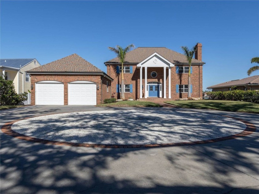 Rare opportunity on Venice Island! Luxury 5,058 SF Waterfront - Beach Home for sale in Venice, Florida on Beachhouse.com