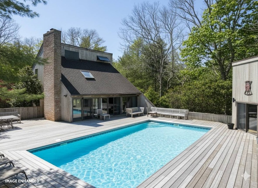 Welcome to 669 Hands Creek Road, a classic saltbox retreat - Beach Home for sale in East Hampton, New York on Beachhouse.com