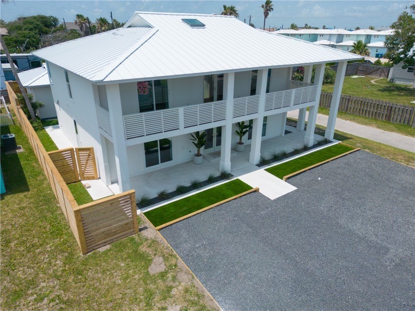 Experience coastal luxury in this fully remodeled, beautifully - Beach Home for sale in Port Aransas, Texas on Beachhouse.com