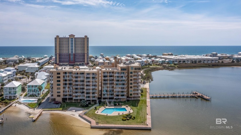 Beautiful fully furnished 3 bed/2 bath LAGOON FRONT condo awaits - Beach Home for sale in Gulf Shores, Alabama on Beachhouse.com