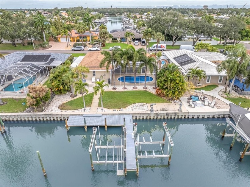 New Price! Welcome to this beautifully renovated, move-in-ready - Beach Home for sale in St. Petersburg, Florida on Beachhouse.com