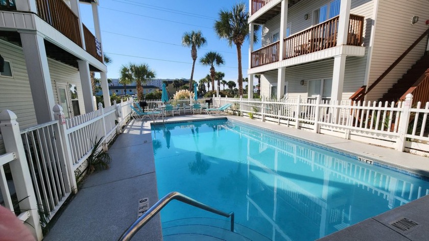 This unique property has only 19 units surrounding a courtyard - Beach Condo for sale in Fort Walton Beach, Florida on Beachhouse.com