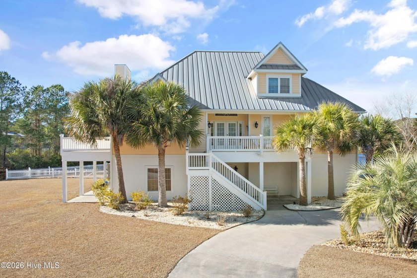 Surround yourself with sophisticated Southern Elegance with a - Beach Home for sale in Southport, North Carolina on Beachhouse.com