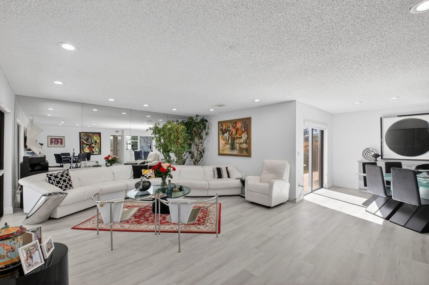 * SPECIAL 2 WEEK OFFER* SELLER TO PAY $25,000 TOWARDS IINTIATION - Beach Condo for sale in Boynton Beach, Florida on Beachhouse.com