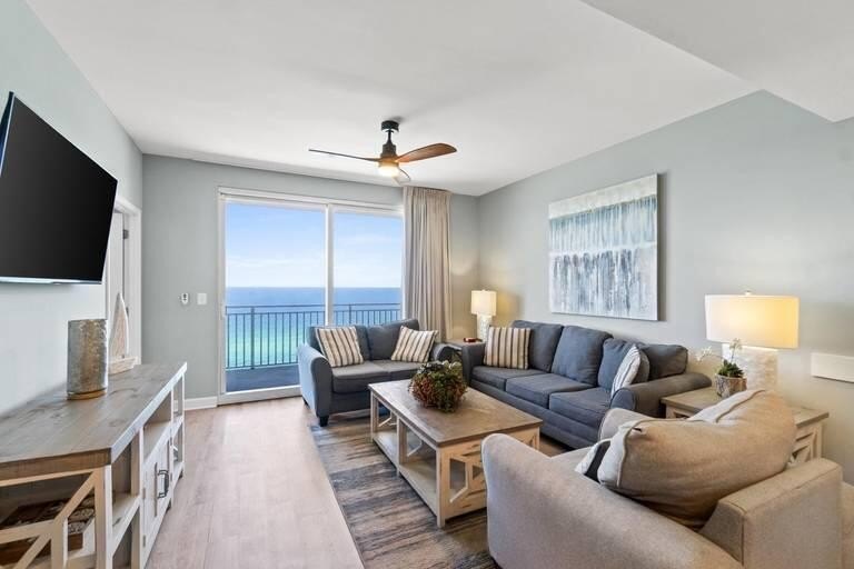 Opportunity to own in the highly sought Splash Resort. Splash is - Beach Condo for sale in Panama City Beach, Florida on Beachhouse.com