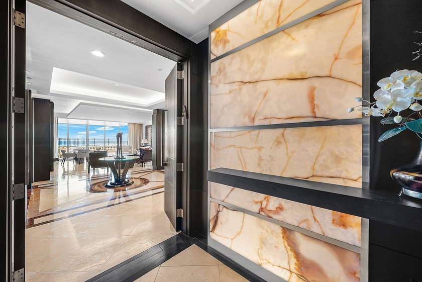 The Rare Opportunity Discover one of the most exclusive - Beach Condo for sale in Palm Beach, Florida on Beachhouse.com