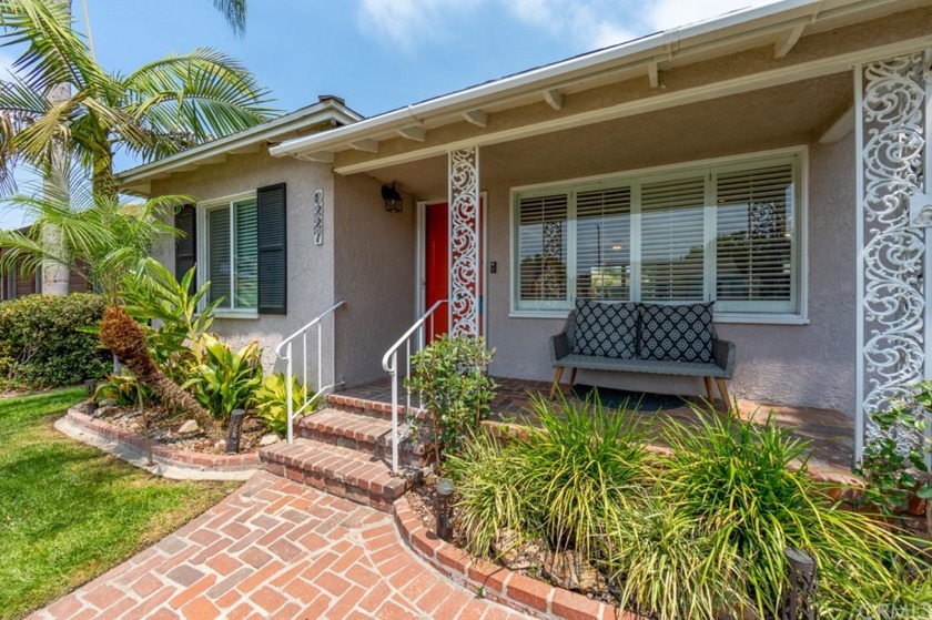 Lovely mid century home located on a tree lined street within - Beach Home for sale in Lakewood, California on Beachhouse.com