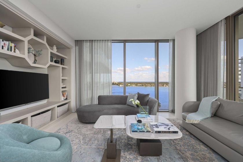NEW, Turn-key, move-in ready residence with stunning waterfront - Beach Condo for sale in West Palm Beach, Florida on Beachhouse.com