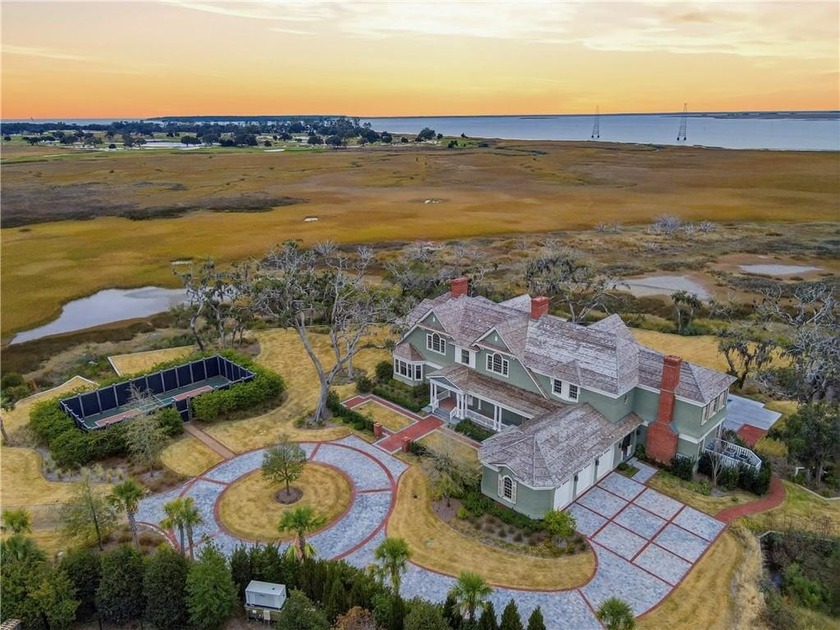 More than a residence, this is a lifestyle defined by elegance - Beach Home for sale in Saint Simons, Georgia on Beachhouse.com