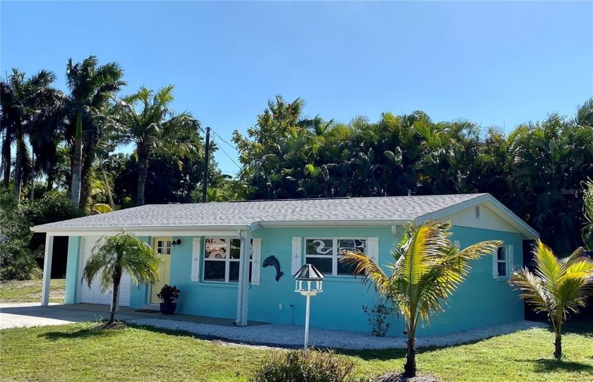 The Perfect Island Cottage To Throw Your Cares Away! This - Beach Home for sale in Bokeelia, Florida on Beachhouse.com