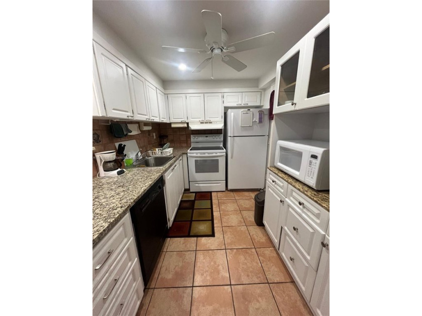 UPDATED corner unit with 2 bedrooms, 2 bathrooms and a large - Beach Condo for sale in Miami, Florida on Beachhouse.com