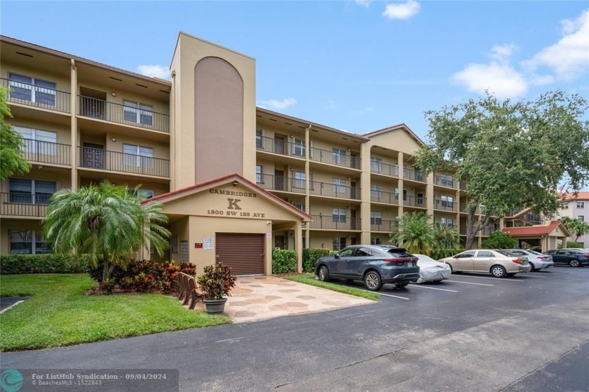 Looking for a calm and serenity view ,come see this very clean - Beach Condo for sale in Hollywood, Florida on Beachhouse.com