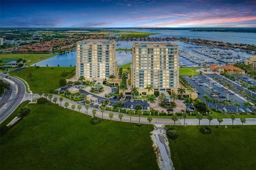 LUXURY WATERFRONT LIVING - FULLY FURNISHED  MOVE-IN READY!

 - Beach Condo for sale in Palmetto, Florida on Beachhouse.com