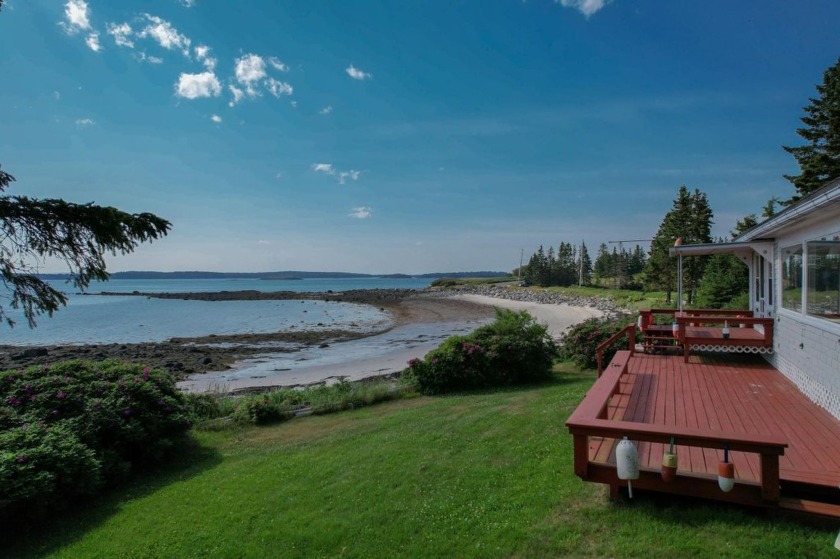 Delightful 1978 year-round coastal cottage offering 500 feet of - Beach Home for sale in Addison, Maine on Beachhouse.com