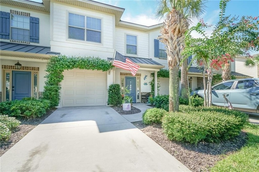 This property offers a unique opportunity for potential owners - Beach Townhome/Townhouse for sale in Saint Simons, Georgia on Beachhouse.com