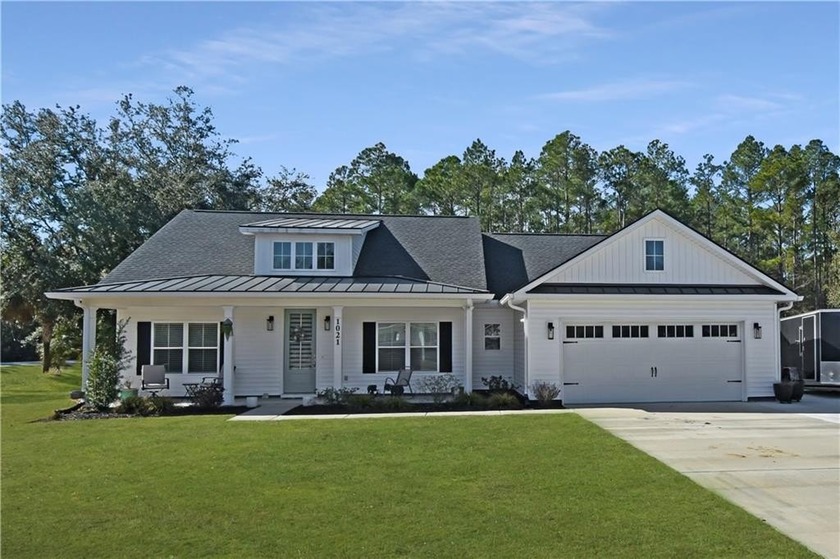 Beautiful 3-bedroom, 2.5-bath home built in 2022 and situated on - Beach Home for sale in Townsend, Georgia on Beachhouse.com