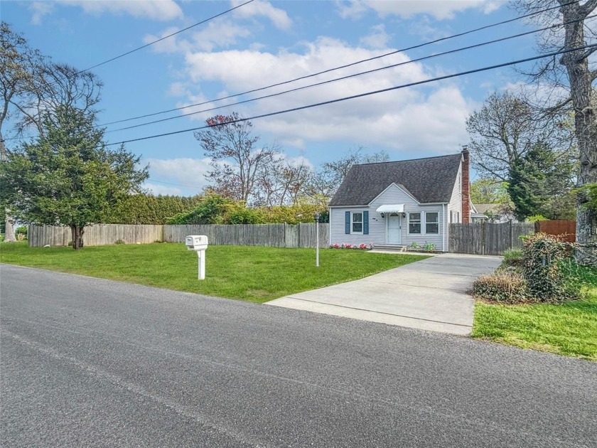 Beach lovers look no further ! This location offers a beautiful - Beach Home for sale in Shirley, New York on Beachhouse.com