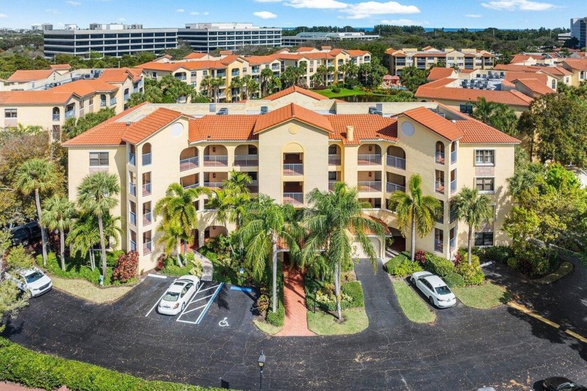 WOW you'll be blown away when you walk into the foyer of this - Beach Condo for sale in Juno Beach, Florida on Beachhouse.com