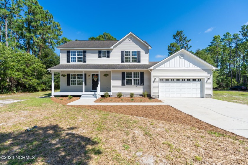 Lease to own option!  Welcome to this beautifully renovated - Beach Home for sale in Southport, North Carolina on Beachhouse.com