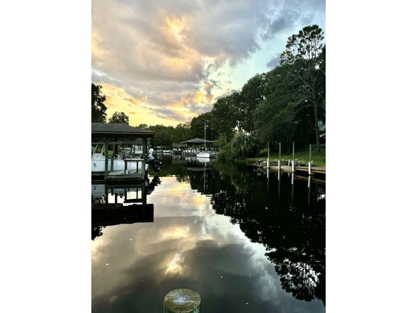 Waterfront!  This lot is located on 80ft of water on a canal - Beach Lot for sale in Niceville, Florida on Beachhouse.com