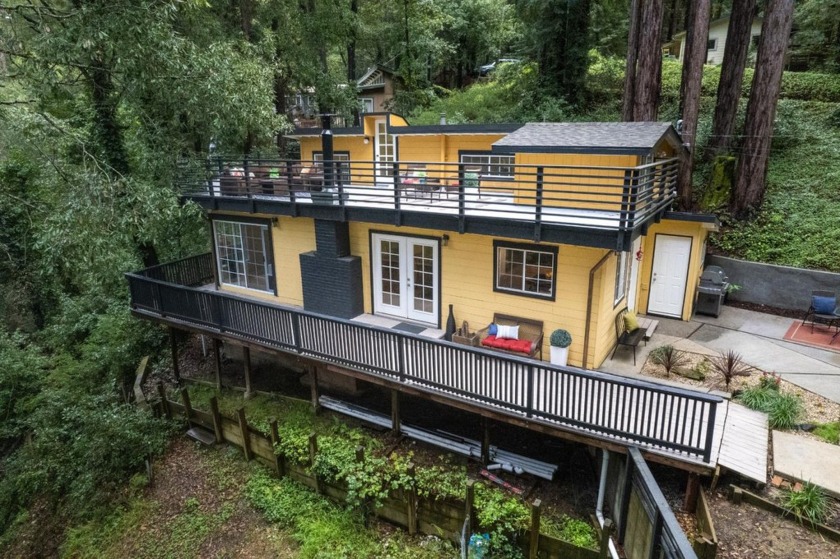 Charming retreat nestled among towering redwoods, offering an - Beach Home for sale in Felton, California on Beachhouse.com
