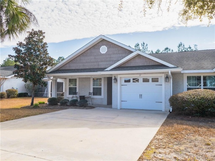 Are you looking for a beautiful well maintained one level low - Beach Townhome/Townhouse for sale in Brunswick, Georgia on Beachhouse.com