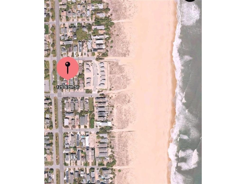 Great opportunity to be on the North End right by the beach! - Beach Townhome/Townhouse for sale in Virginia Beach, Virginia on Beachhouse.com