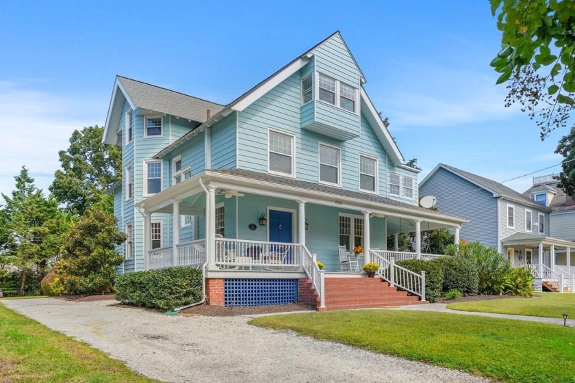 Cape Charles Beauty! *Bay Place* was one of the 1st homes built - Beach Home for sale in Cape Charles, Virginia on Beachhouse.com