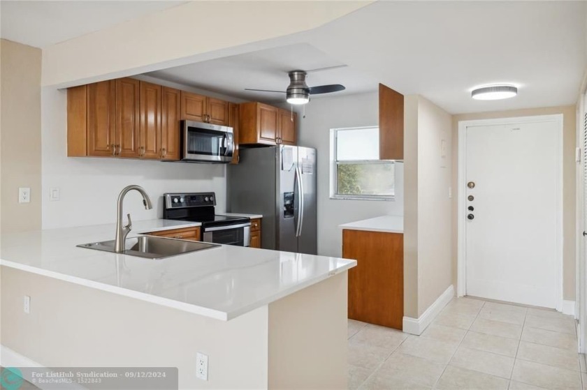 Beautifully renovated condo in Sands Point of Tamarac - Beach Condo for sale in Fort Lauderdale, Florida on Beachhouse.com