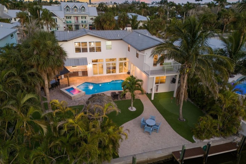 STUNNING RENOVATED 5 BEDROOM POOL HOME ON A DEEP WATER CANAL - Beach Home for sale in Anna Maria, Florida on Beachhouse.com