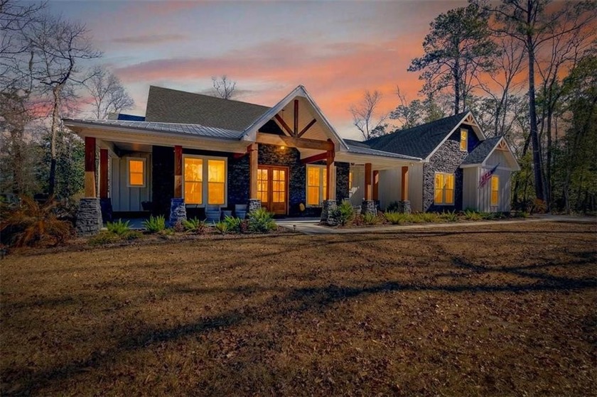 This exceptional deep-water property offers 4 bedrooms, 3.5 - Beach Home for sale in Waverly, Georgia on Beachhouse.com
