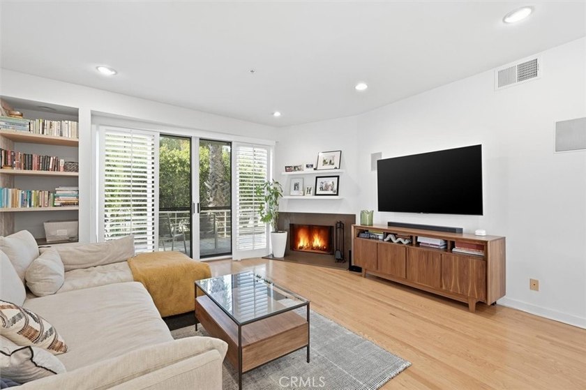 One block from Montana Avenue, this beautifully remodeled two - Beach Condo for sale in Santa Monica, California on Beachhouse.com