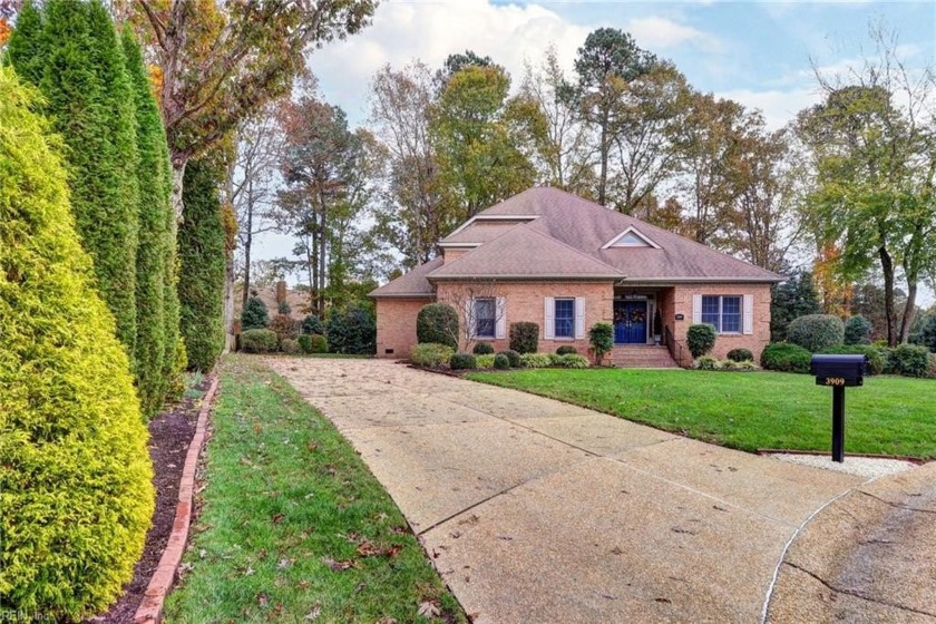 Welcome to this incredibly well maintained brick home in the - Beach Home for sale in Williamsburg, Virginia on Beachhouse.com