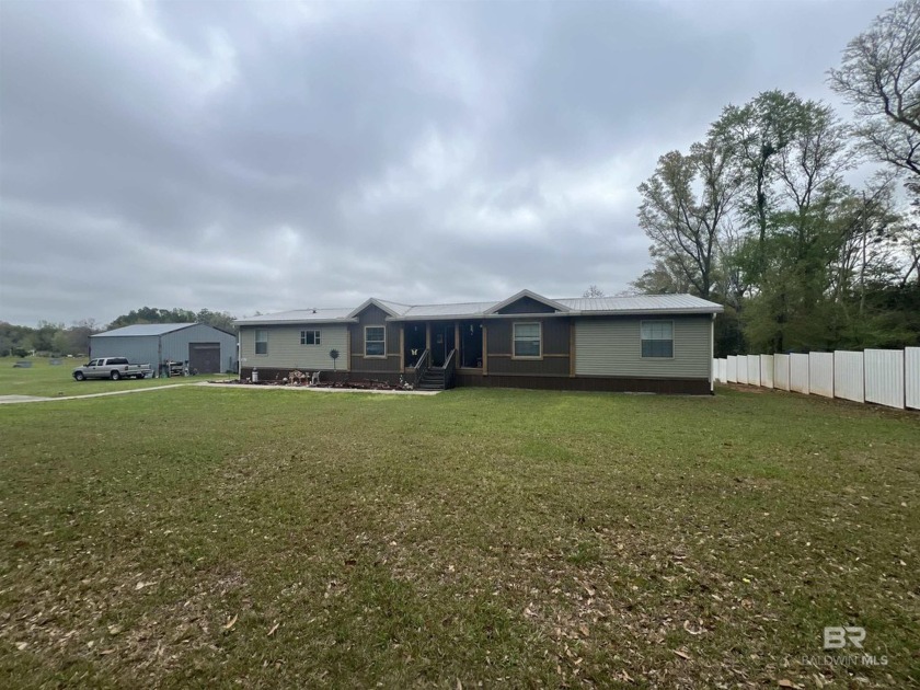 Large manufactured home settled on 3 acres +/- with a POND, 3 - Beach Home for sale in Foley, Alabama on Beachhouse.com