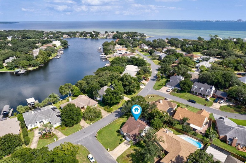 Welcome to 2812 Lee Trevino Court in Shalimar, FL, a stunning - Beach Home for sale in Shalimar, Florida on Beachhouse.com