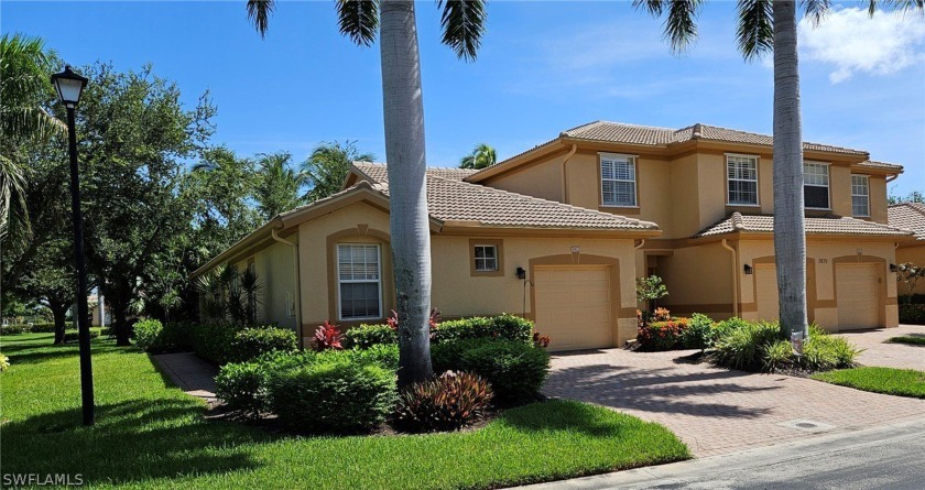 Welcome to South West Florida living. This spacious split floor - Beach Home for sale in Fort Myers, Florida on Beachhouse.com