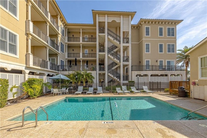 Welcome to Sea Gate, a charming 1-bedroom, 1-bath beachside - Beach Condo for sale in Saint Simons, Georgia on Beachhouse.com