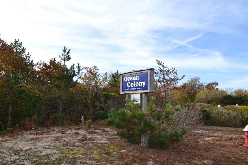 Welcome to the Ocean Colony Beach and Tennis Club in Amagansett - Beach Apartment for sale in Amagansett, New York on Beachhouse.com